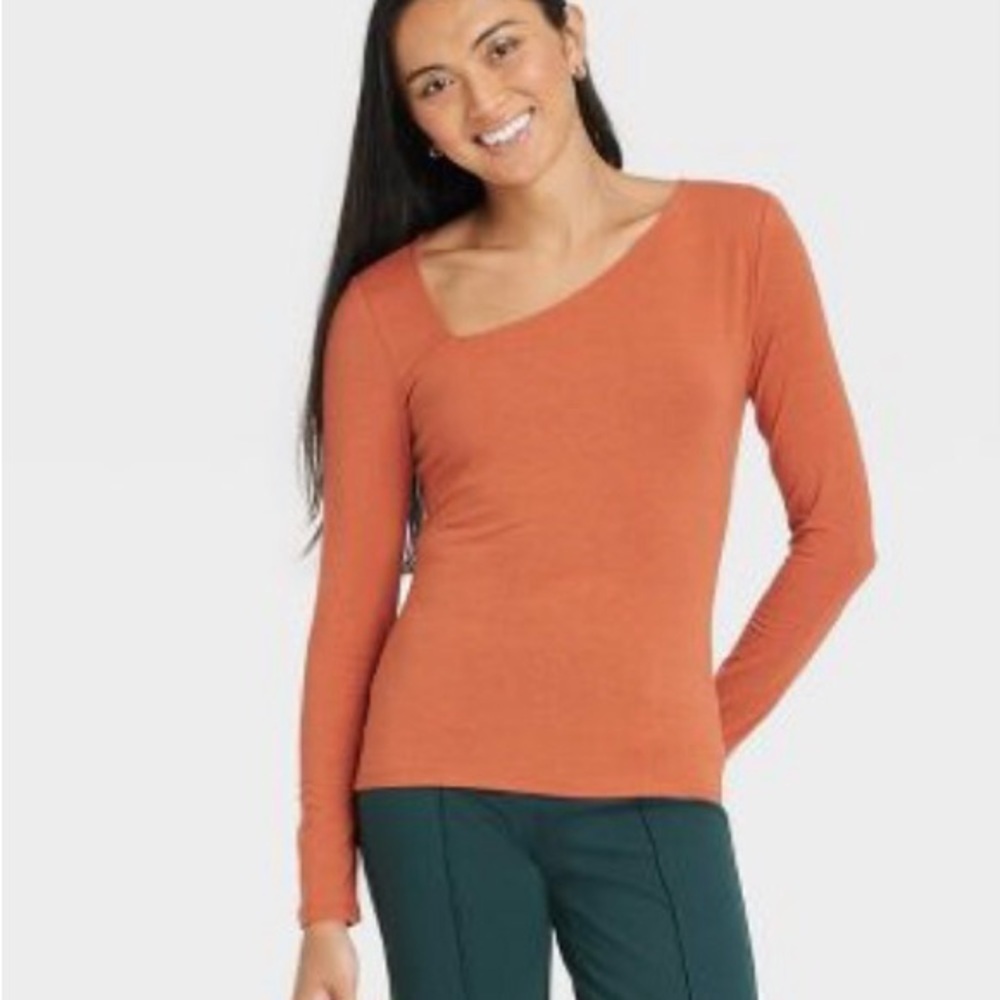 A New Day / NWT/ Women's Long Sleeve Asymmetrical Top / size M